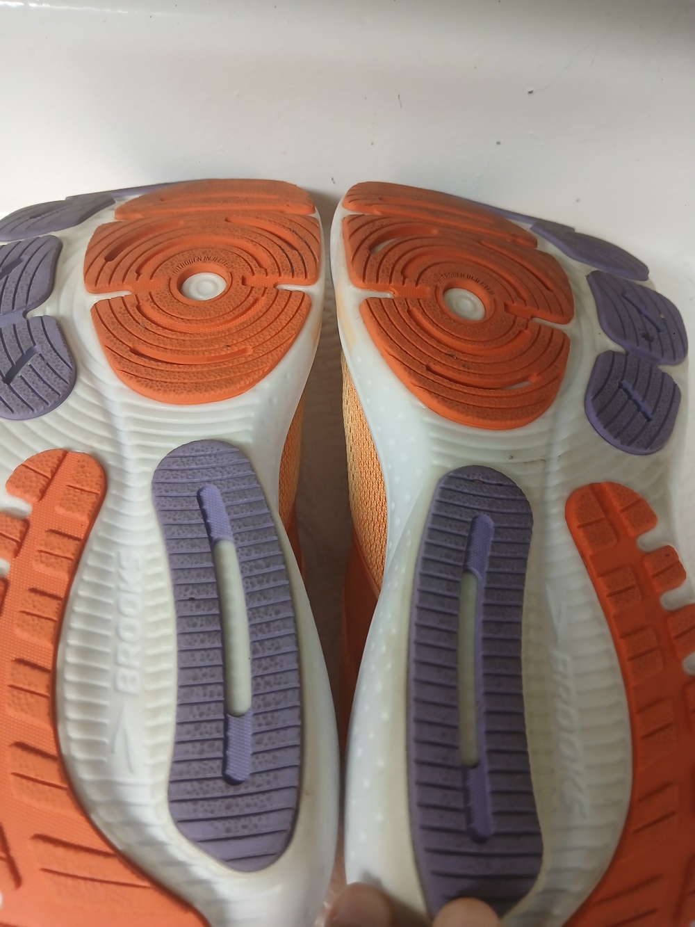 Brooks Ghost 15 Women's Athletic Shoes US 7 Good - Picture 9 of 9